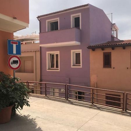 Apartamento Bella'S House Castelsardo Exterior foto