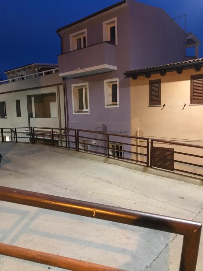 Apartamento Bella'S House Castelsardo Exterior foto