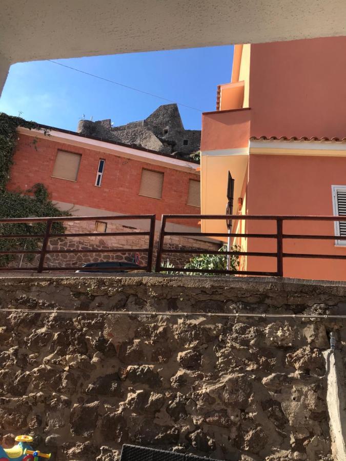 Apartamento Bella'S House Castelsardo Exterior foto